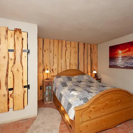 Comfort Meets Coastal Charm Feriehus