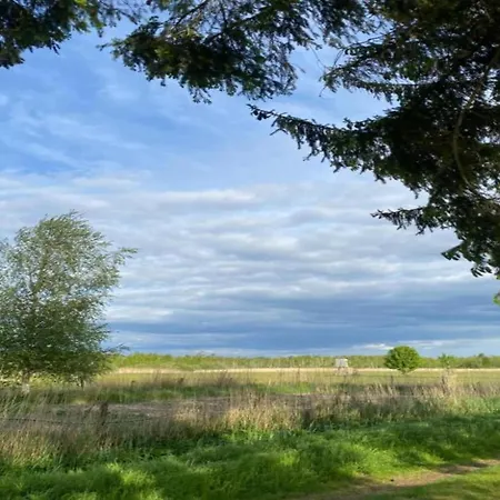 Comfort Meets Coastal Charm 度假居 *