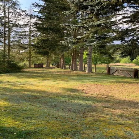 Comfort Meets Coastal Charm 度假居 *